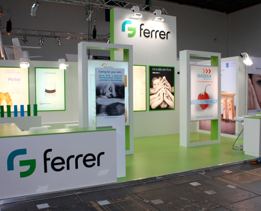 Ferrer Messestand, Messebau - Medica - Simply Plan